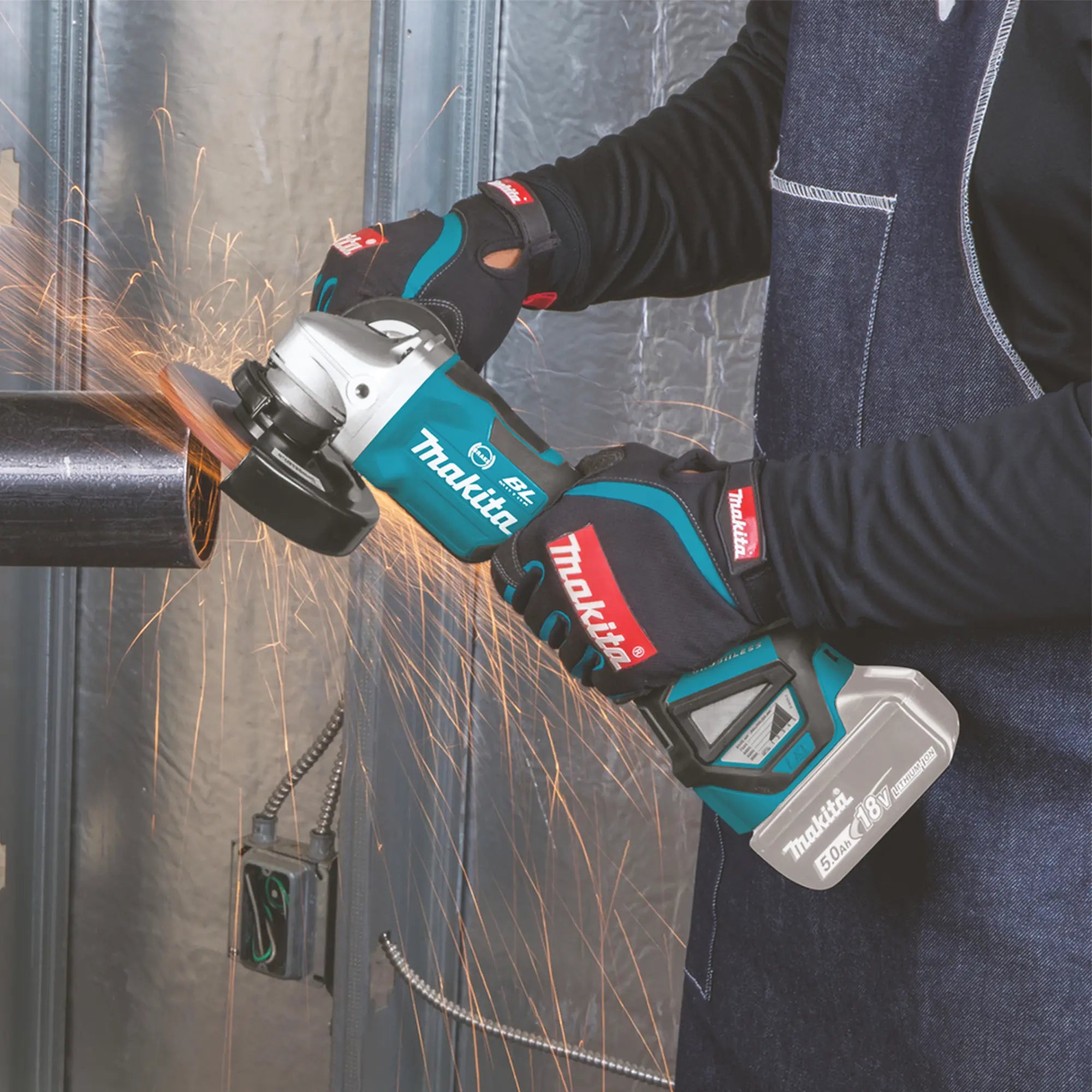 Smerigliatrice Makita DGA517ZJ 18V